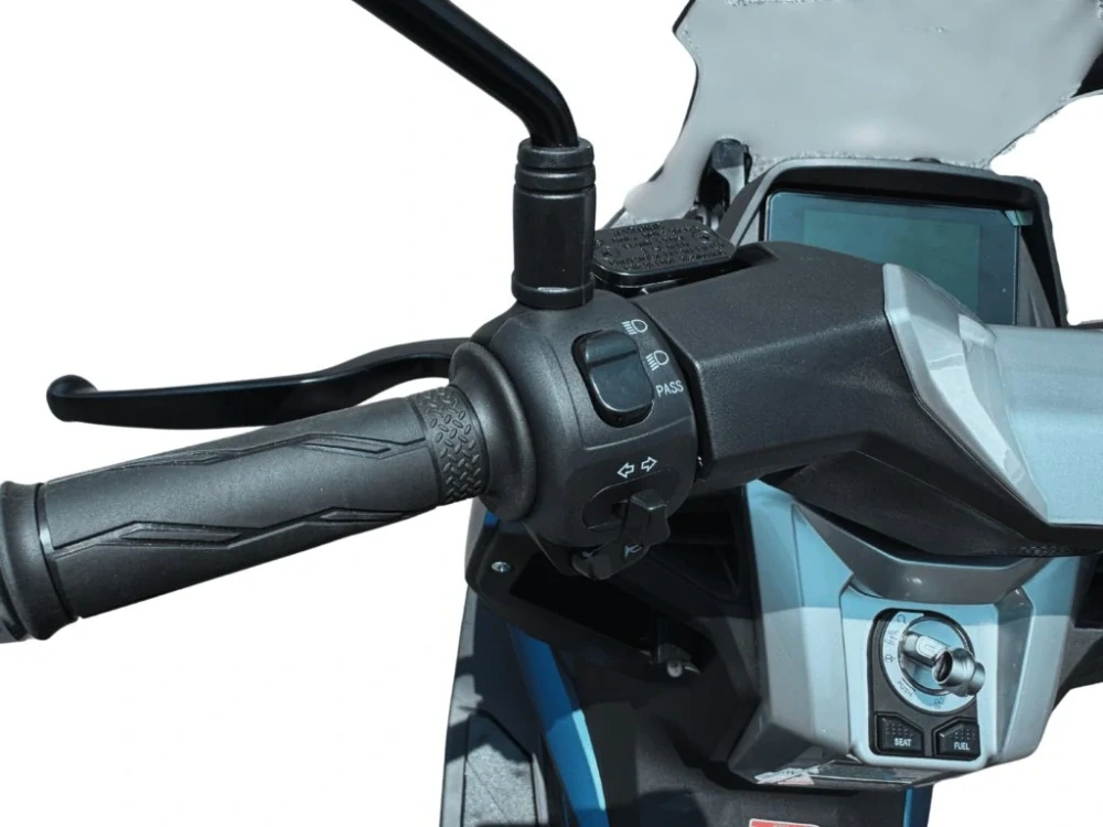 Skútr TUMOTO Easymax Plus 125